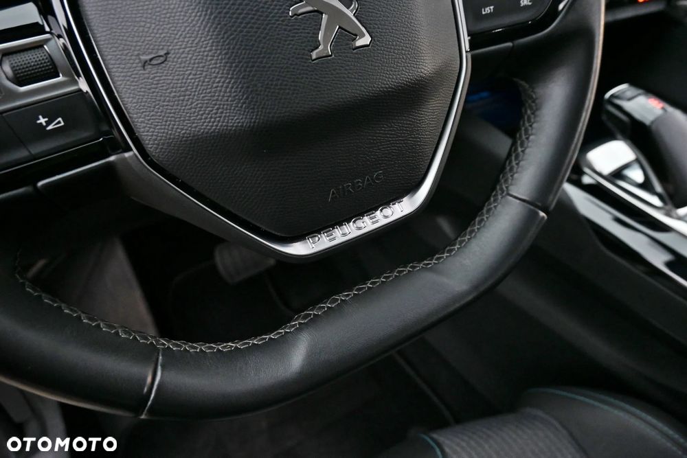 Peugeot 3008 BlueHDi 130 Stop & Start EAT8 Allure Pack - 32