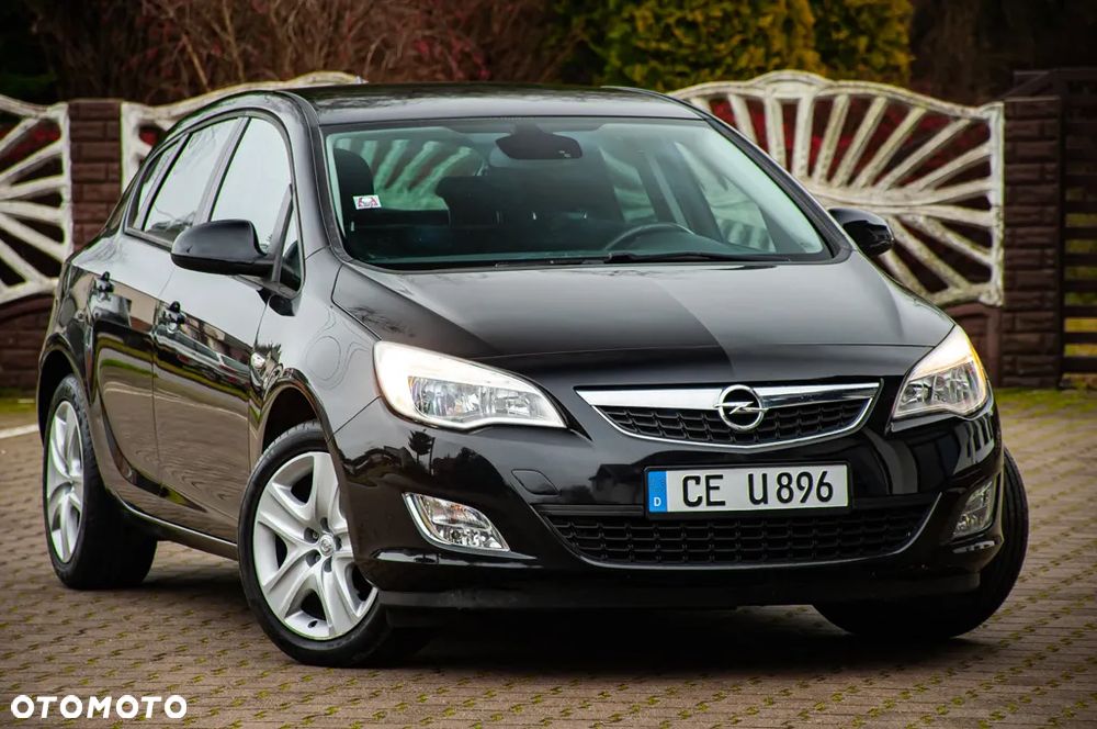 Opel Astra 1.4 Turbo Innovation - 1