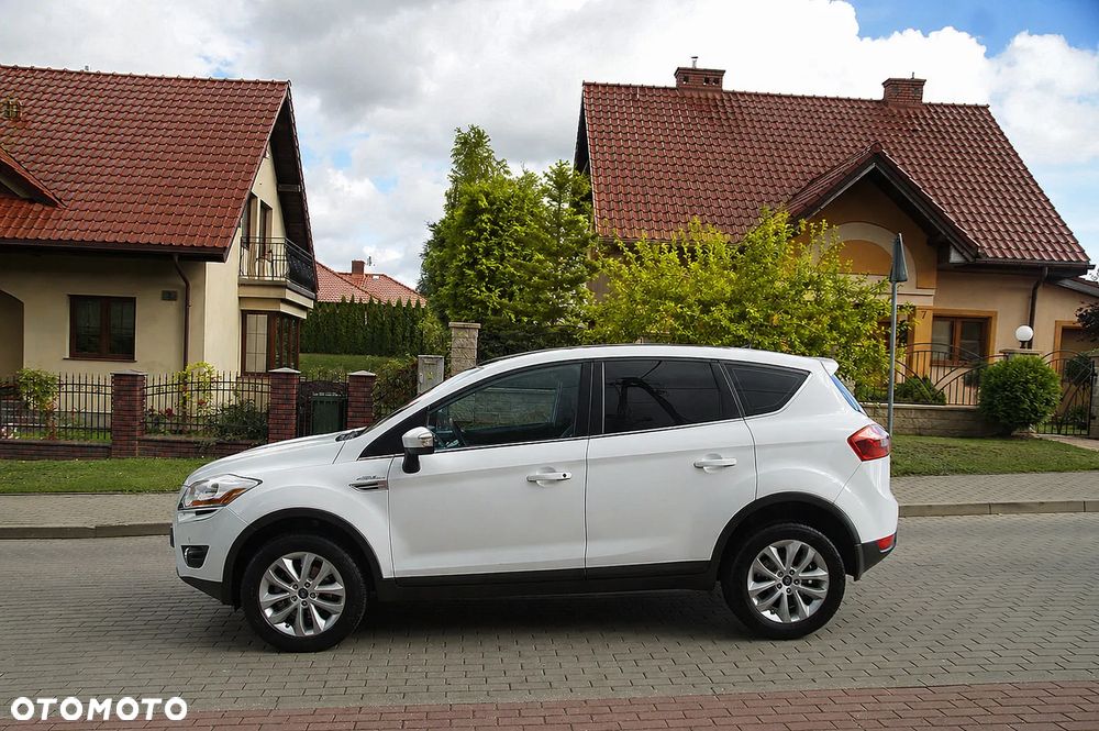 Ford Kuga 2.0 TDCi 4x4 Titanium - 4