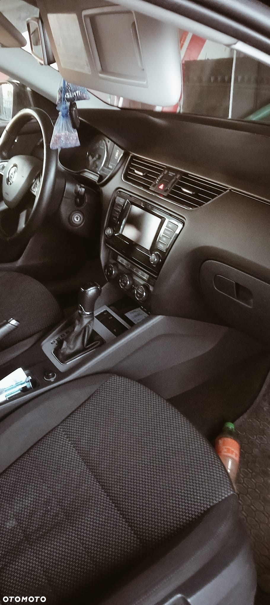 Skoda Octavia 1.6 TDI DPF DSG Elegance - 16
