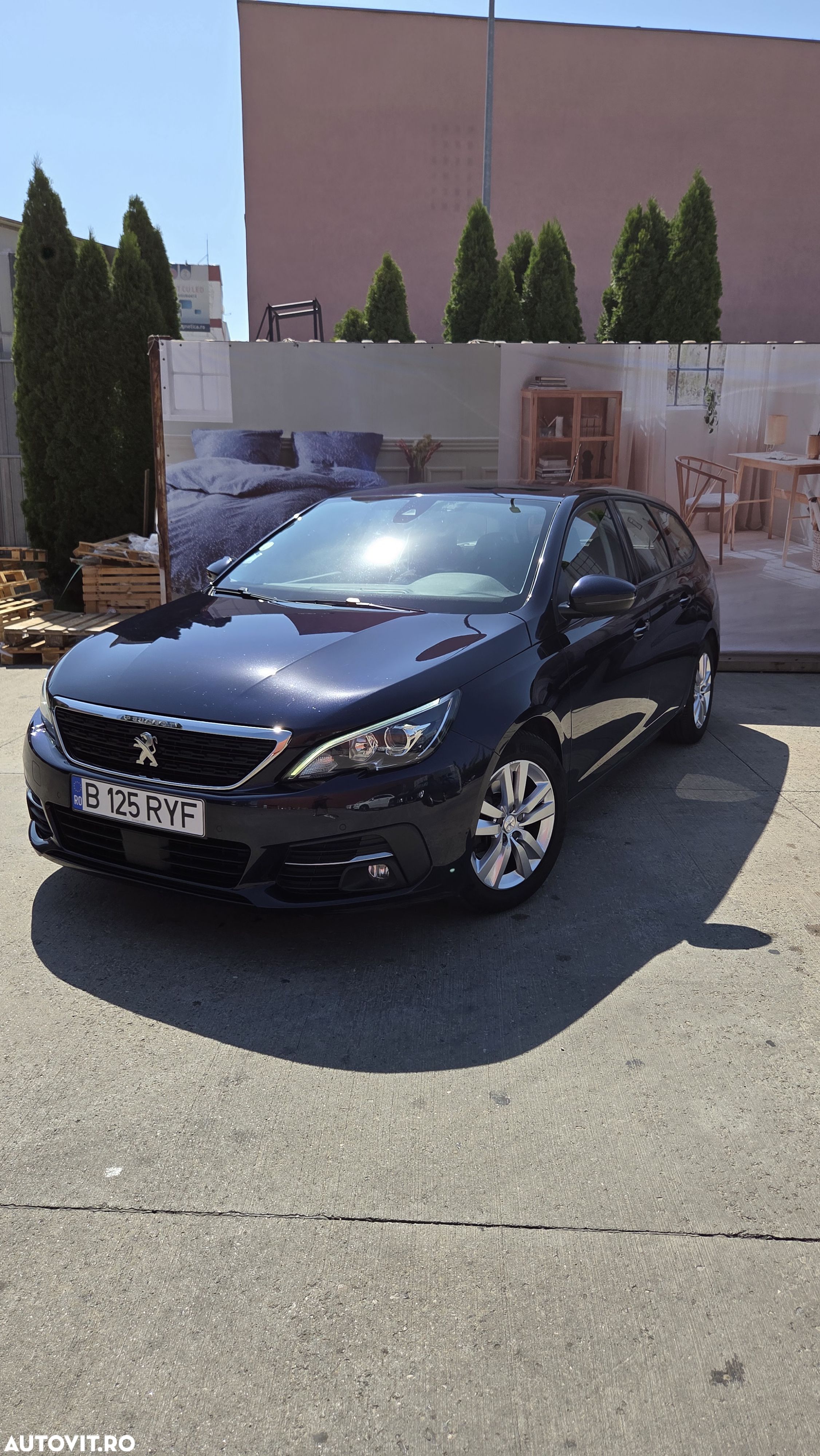 Peugeot 308 - 1