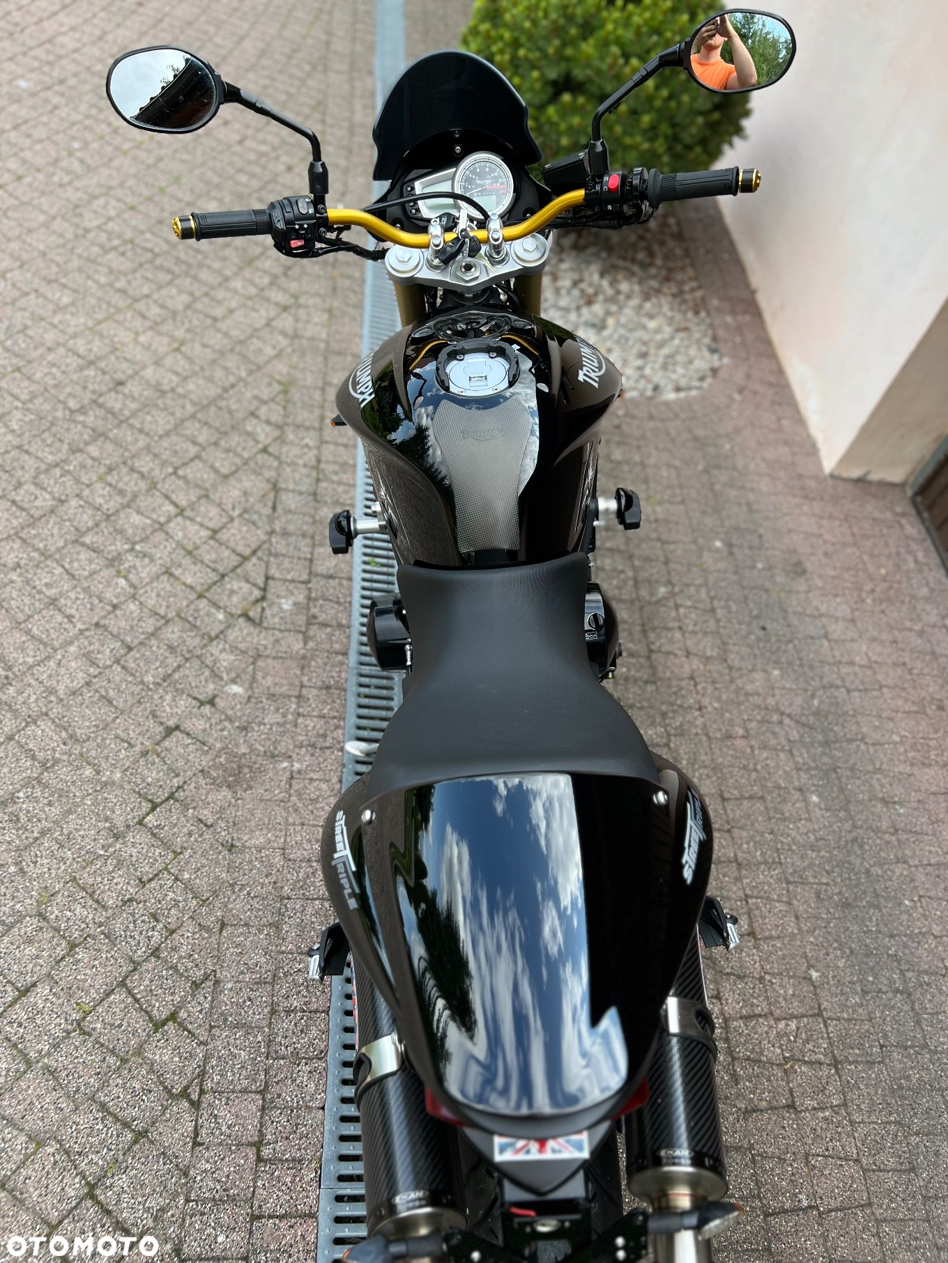 Triumph Street Triple - 29