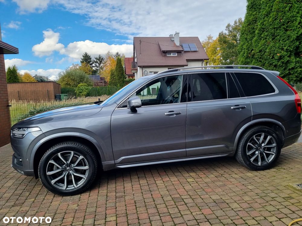 Volvo XC 90 - 1