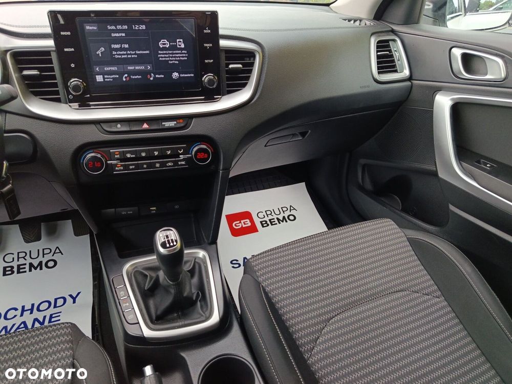 Kia Ceed 1.5 T-GDI M - 20