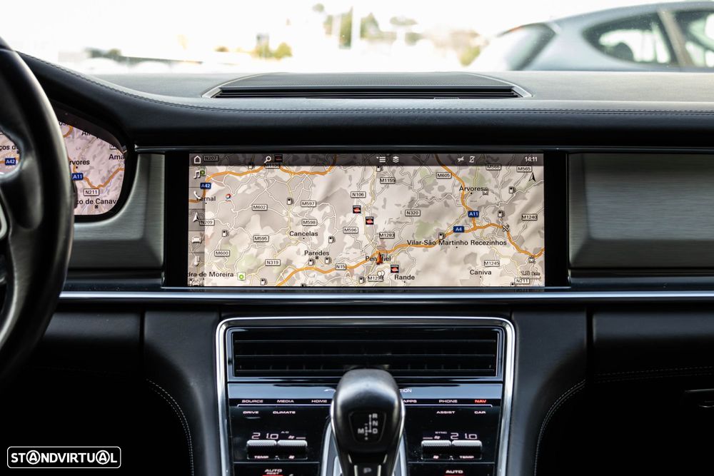 Porsche Panamera 4 S - 42