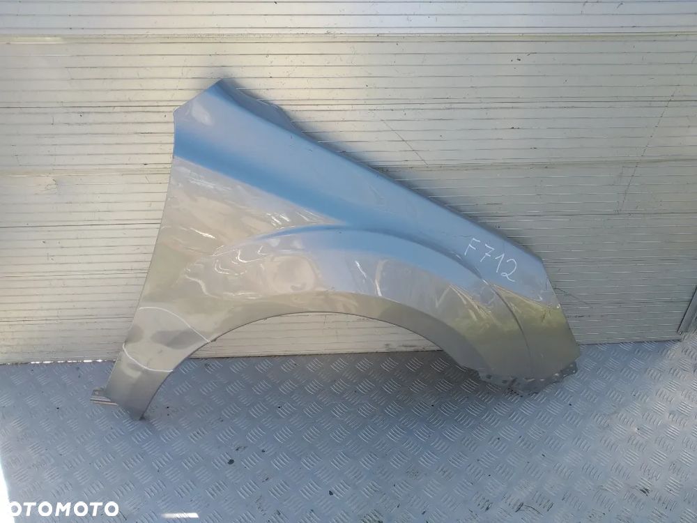 F712/F841 BŁOTNIK PRAWY SUBARU LEGACY - 1