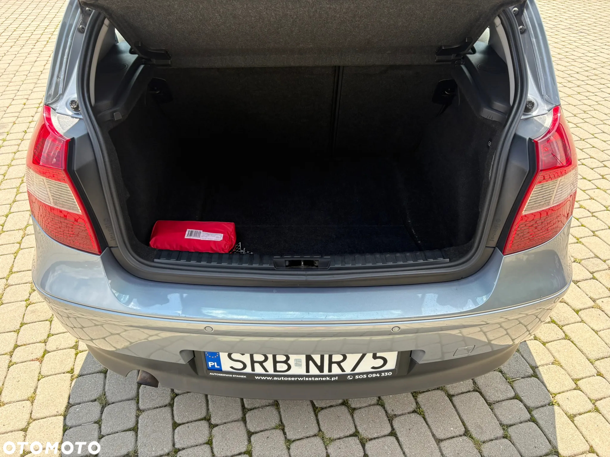BMW Seria 1 116i - 11