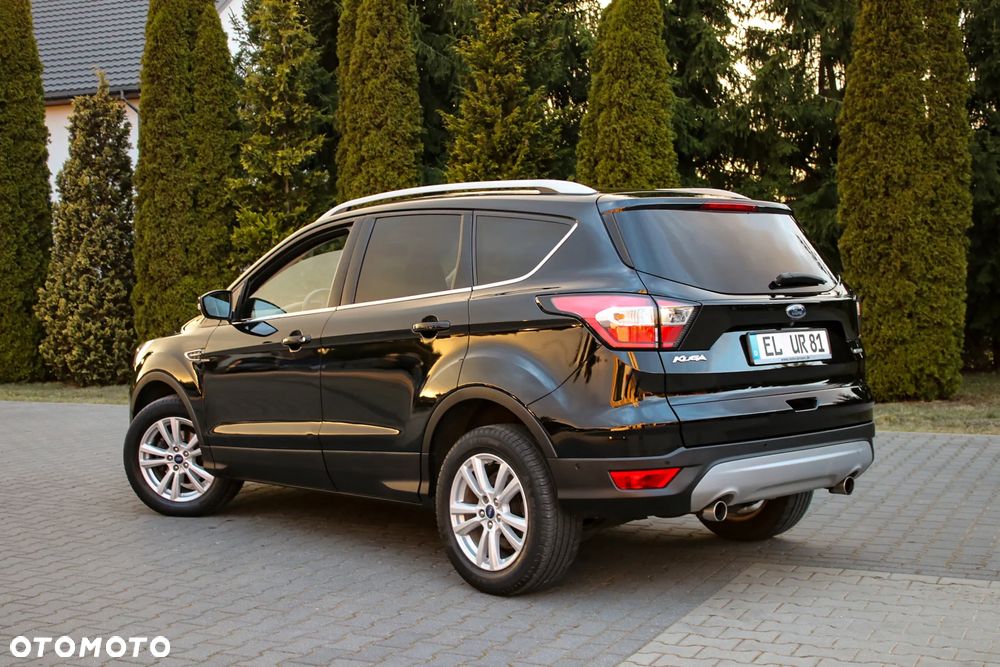Ford Kuga 1.5 EcoBoost 2x4 Titanium - 18