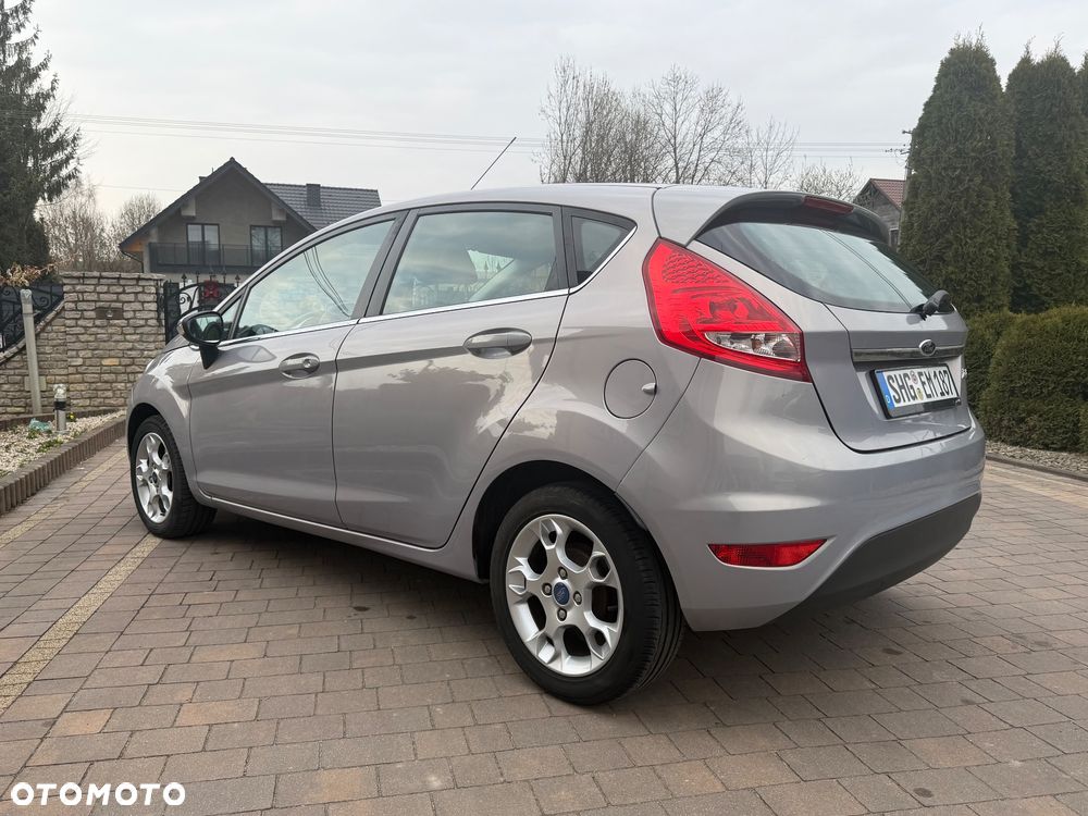 Ford Fiesta 1.25 Titanium EU5 - 14