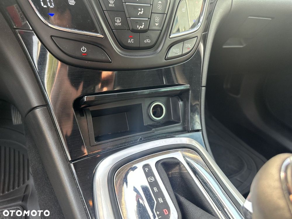 Opel Insignia 1.6 T Cosmo - 21