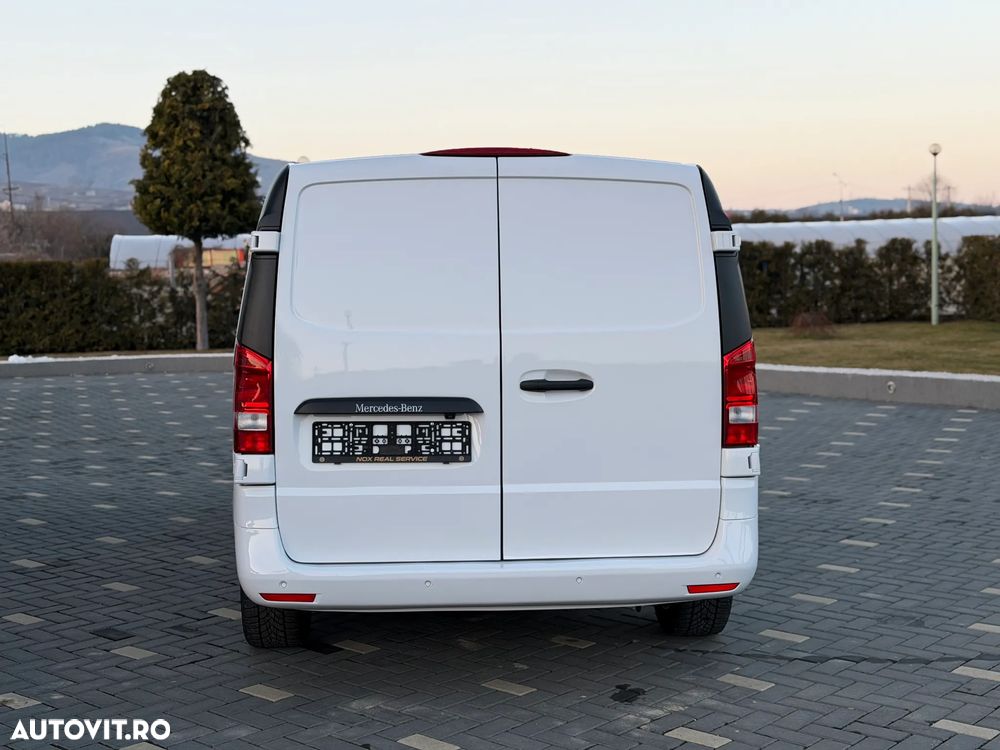 Mercedes-Benz Vito - 10