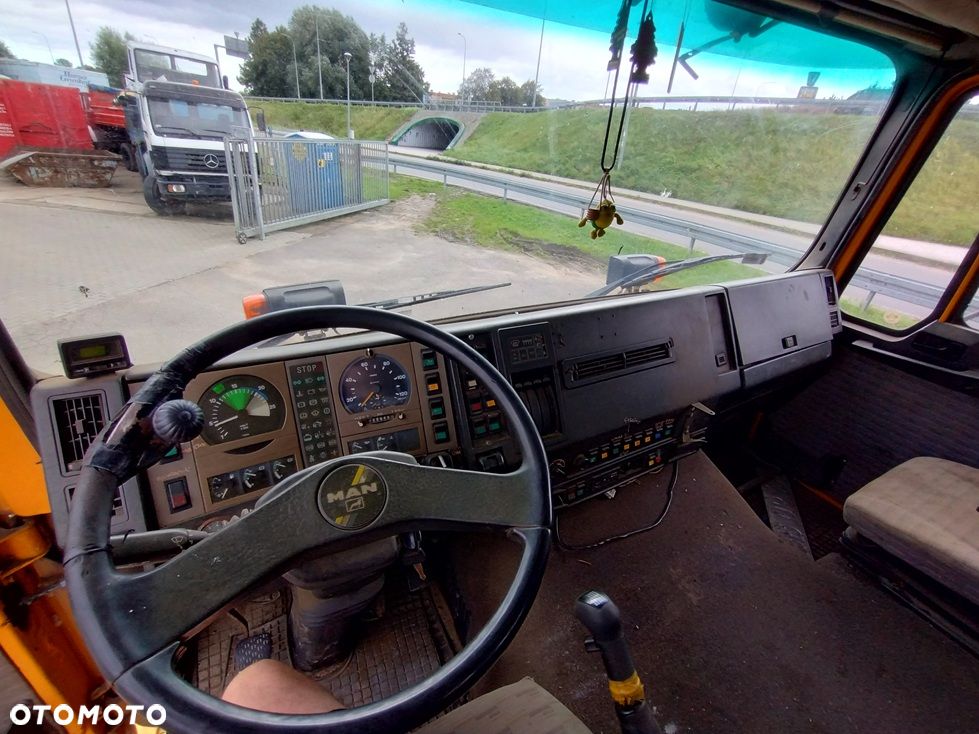 MAN F90 19-372 6x4 -4 MEILLER - 9