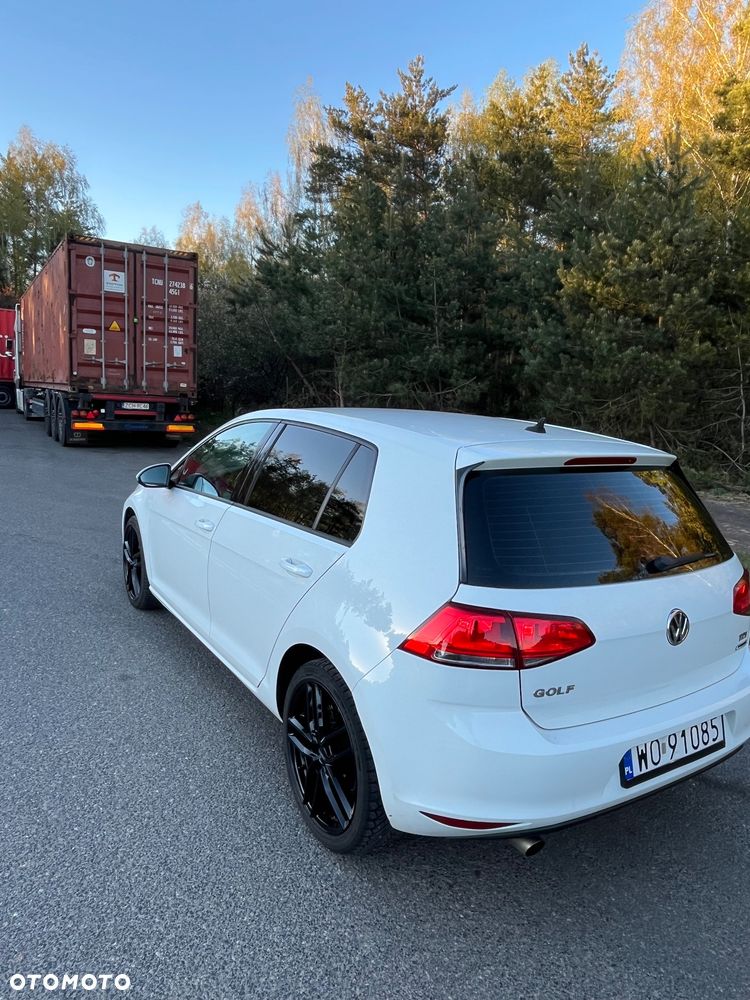 Volkswagen Golf 1.6 TDI BlueMotion Comfortline - 6