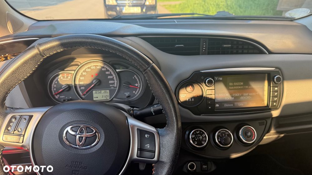 Toyota Yaris 1.33 Active - 13