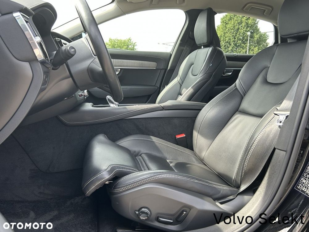Volvo S90 - 13