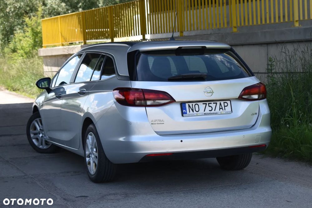 Opel Astra - 4