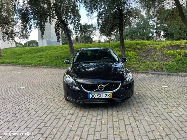 Volvo V40 2.0 D2 Momentum - 2
