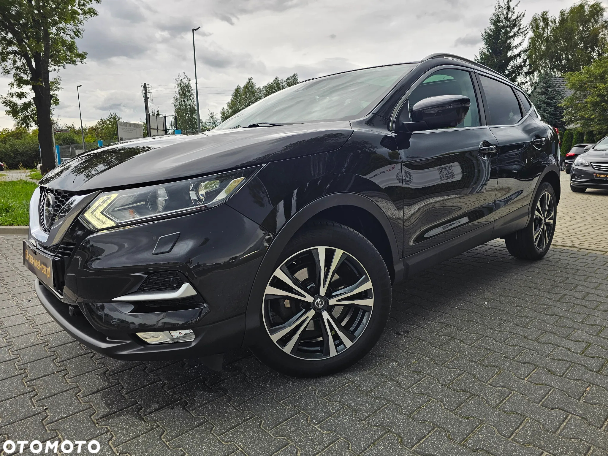 Nissan Qashqai 1.3 DIG-T TEKNA - 5