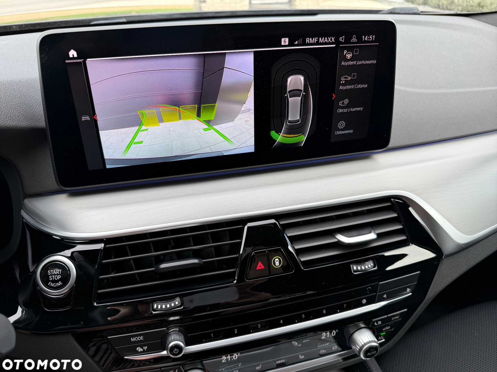 BMW Seria 5 520d xDrive Touring M Sport Edition - 13