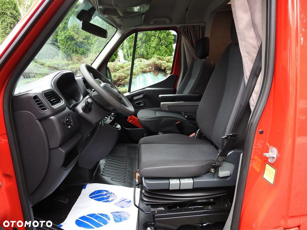 Opel MOVANO PLANDEKA 10 PALET WEBASTO TEMPOMAT KLIMATYZACJA LEDY PNEUMATYKA  165KM - 26