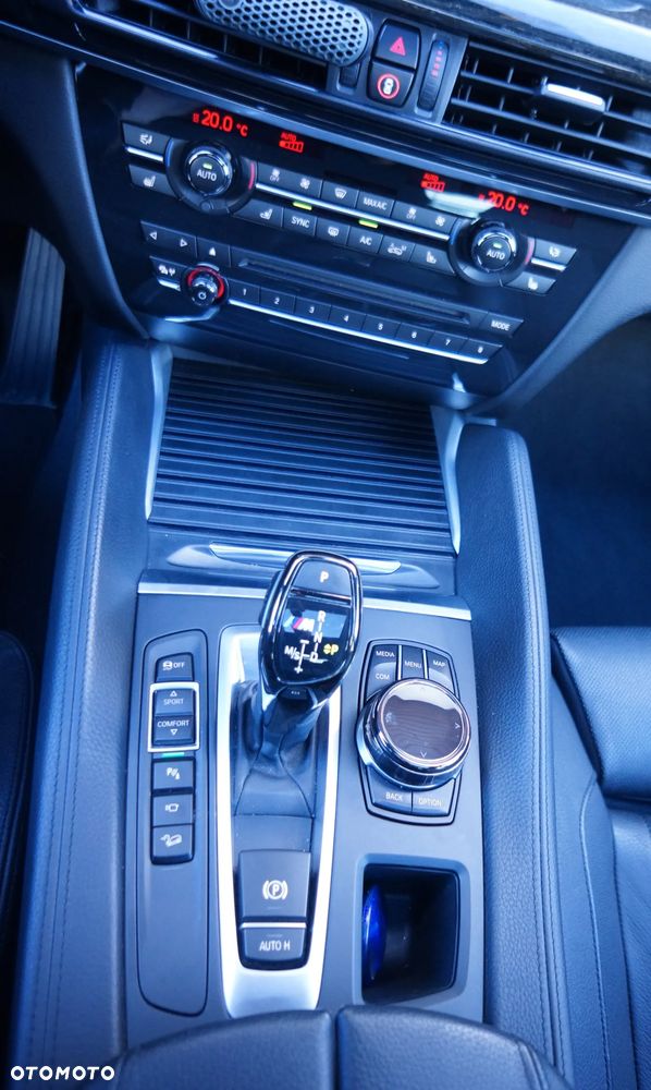 BMW X6 M50d - 27