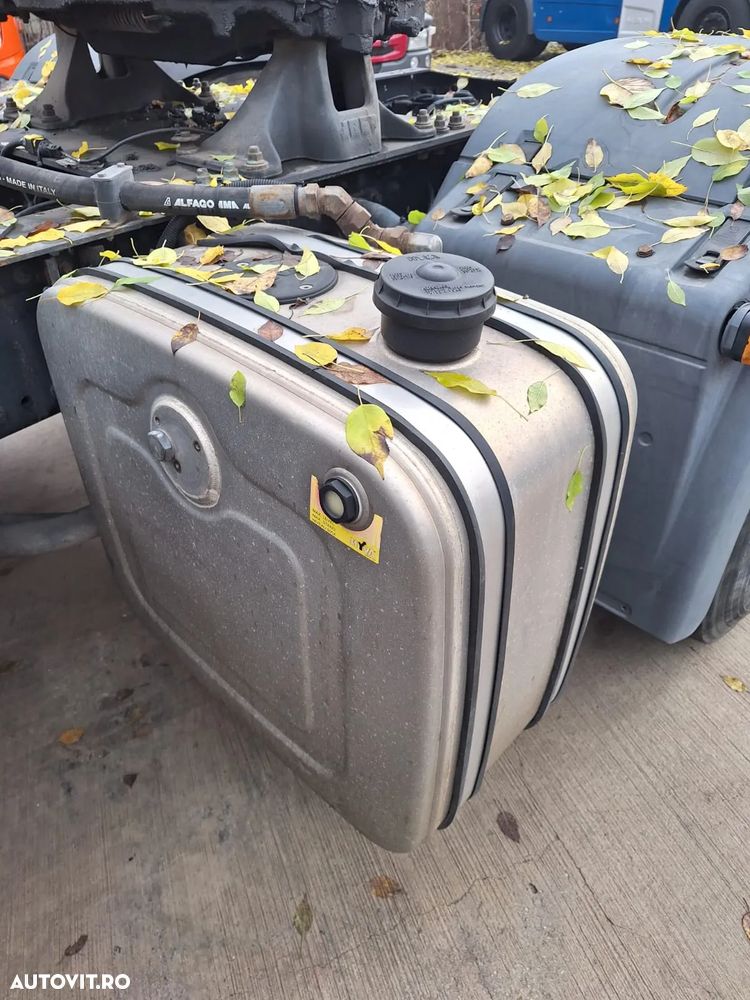 MAN TGX 18.500 4x2, 2019, 581.059km KIT BASCULARE, jante AL,Camera spate, AUTOMATA+INTARDER 6 trepte, Argintiu  metalizat, FRIGIDER, BALOANE FATA, Parasolar, GOARNE, Bara metalica fata, STARE FOARTE BUNA-POSIBILITATE LEASING 4 ani-PROMOTIE 25.900 EUR+Tva - 32