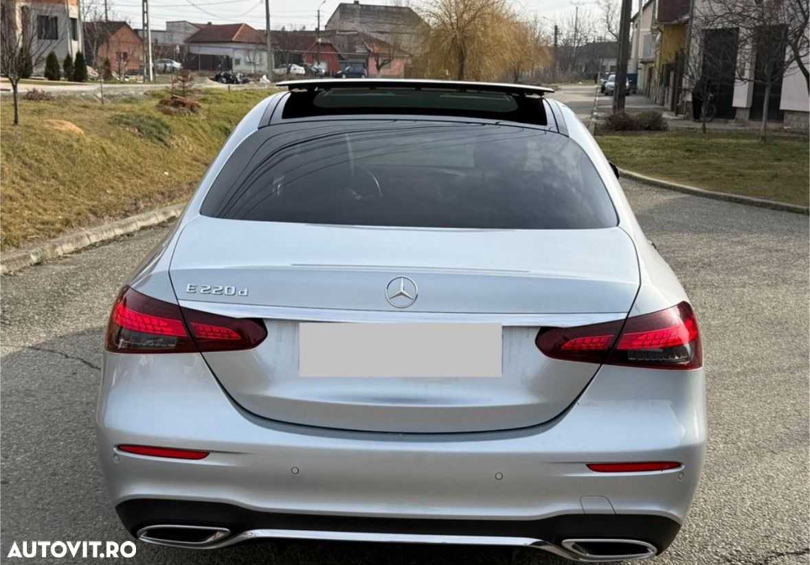 Mercedes-Benz E 220 d 9G-TRONIC AMG Line - 3
