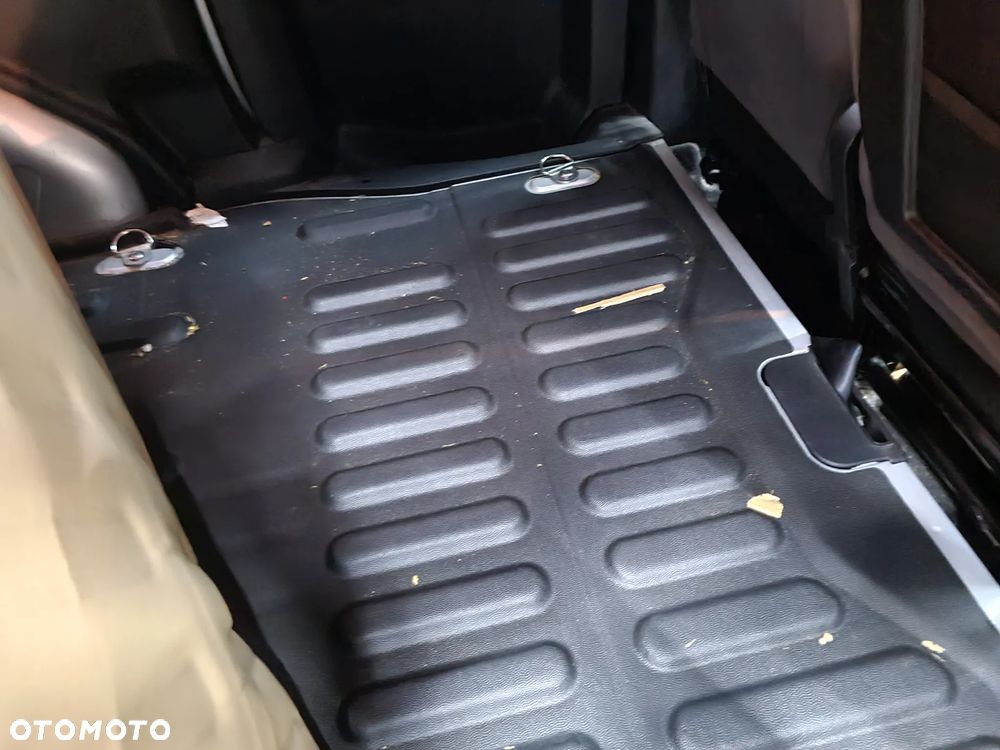 Citroën BERLINGO 1.6 Hdi 90KM - 32