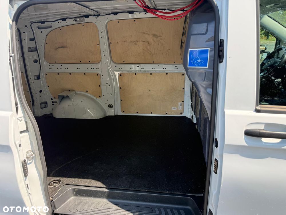 Mercedes-Benz Vito - 12