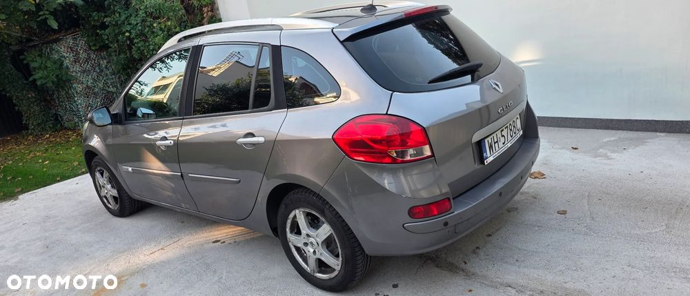 Renault Clio - 2
