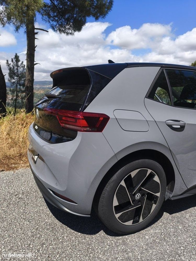 Volkswagen ID.3 58 kWh Pro — fotografia 11