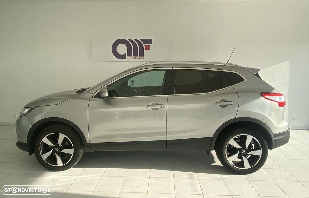 Nissan Qashqai 1.5 dCi N-Connecta - 4
