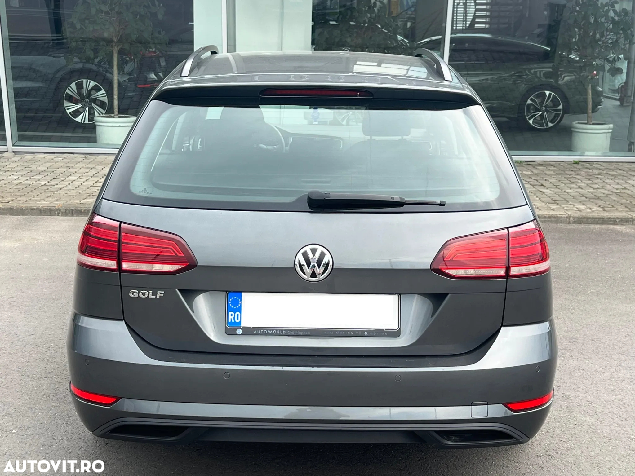 Volkswagen Golf 1.6 TDI Comfortline - 16