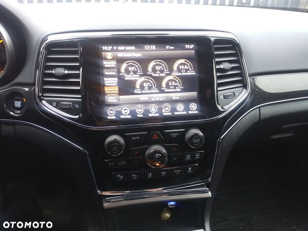 Jeep Grand Cherokee 5.7 V8 HEMI Summit - 13