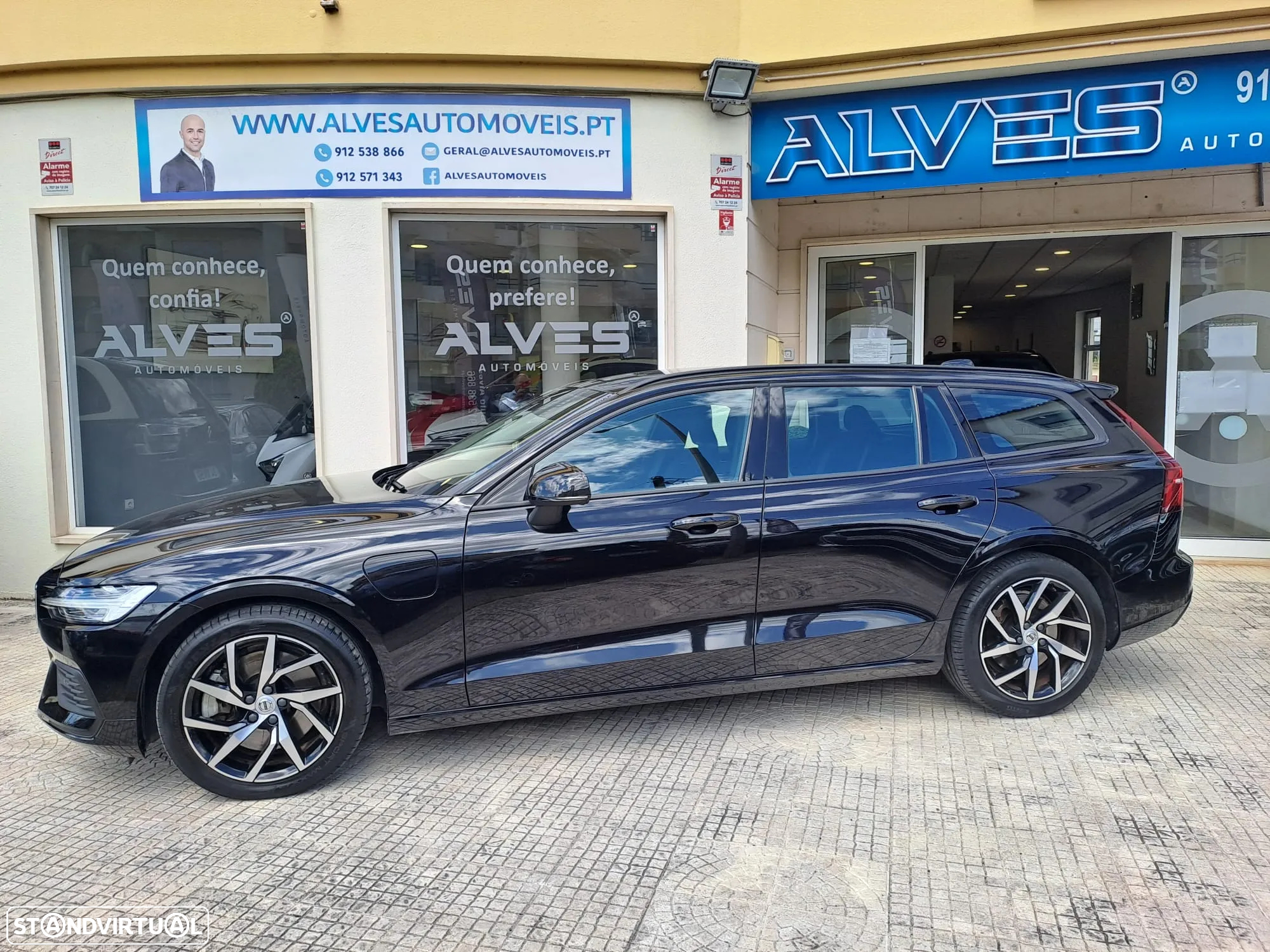 Volvo V60 2.0 T8 AWD TE Momentum - 9