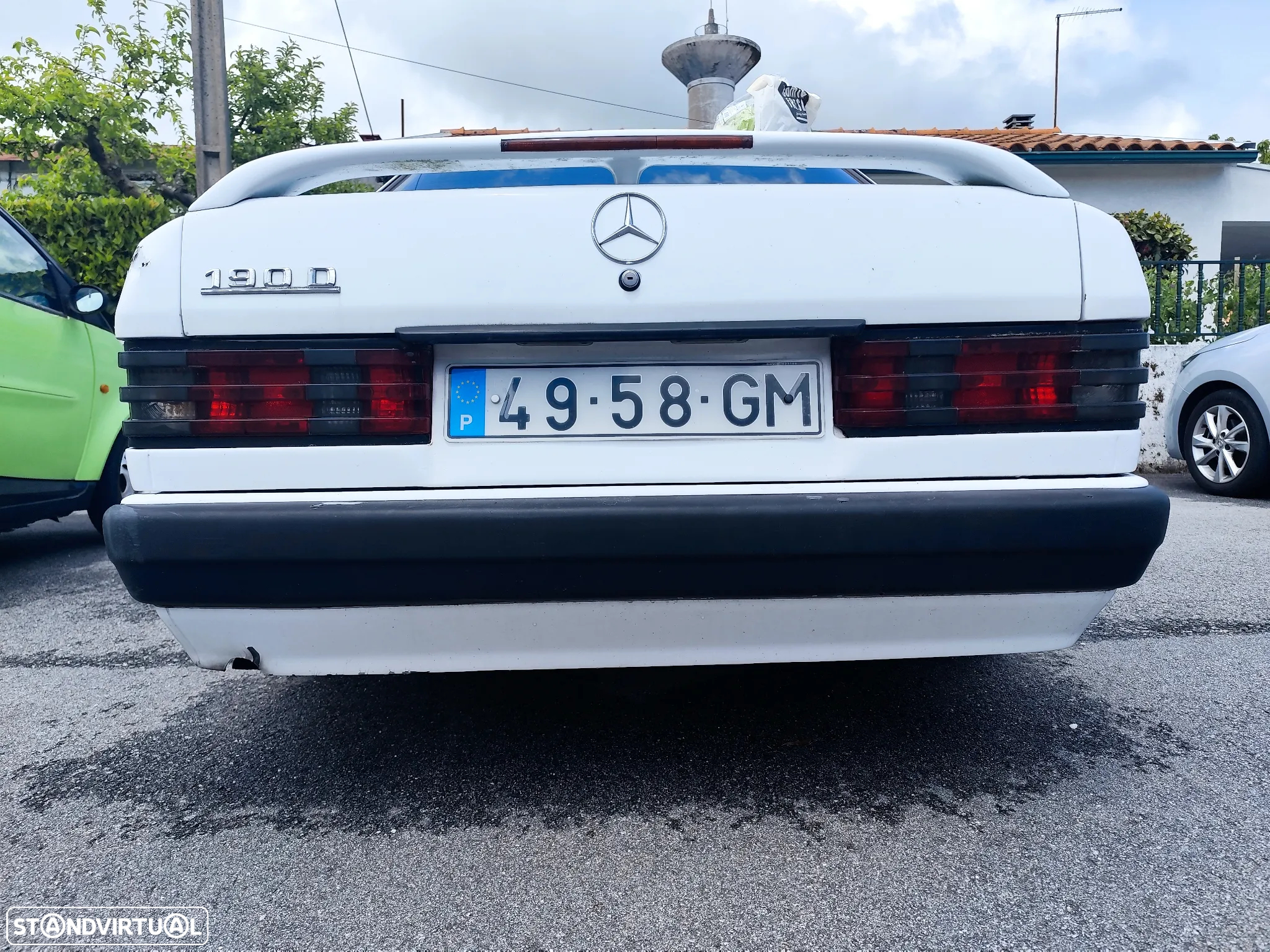 Mercedes-Benz 190 D 2.5 - 4