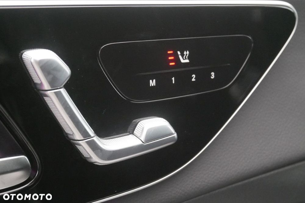 Mercedes-Benz GLC - 34