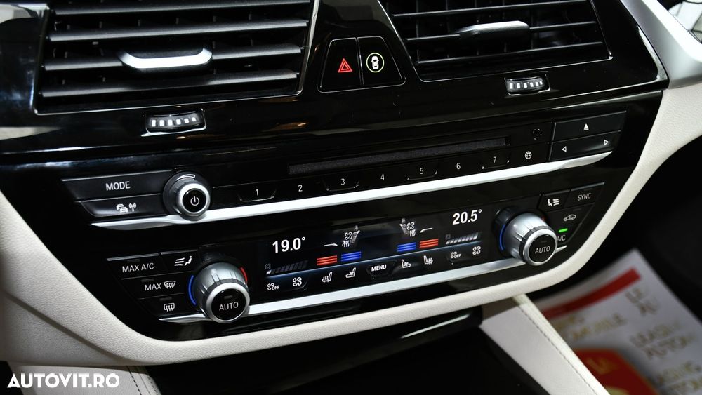 BMW Seria 5 520d xDrive Aut. Luxury Line - 13