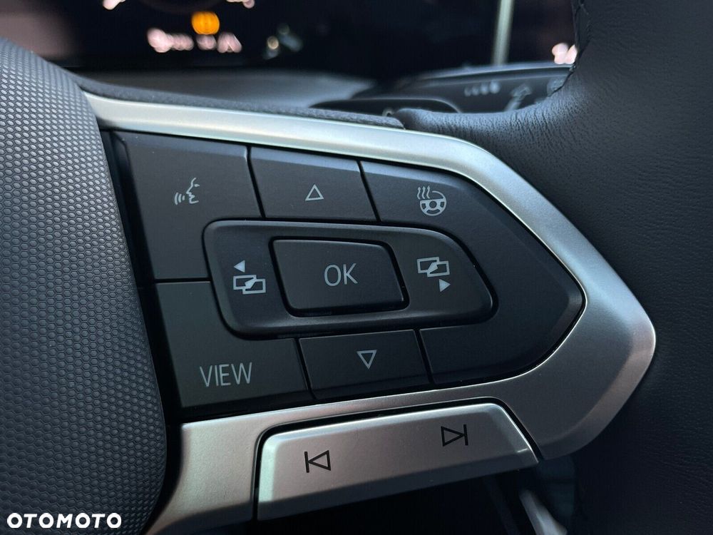 Volkswagen Golf - 17