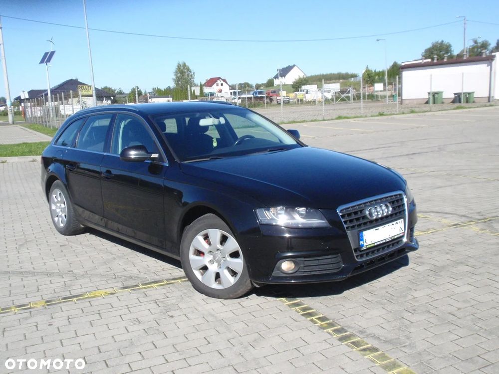 Audi A4 - 1