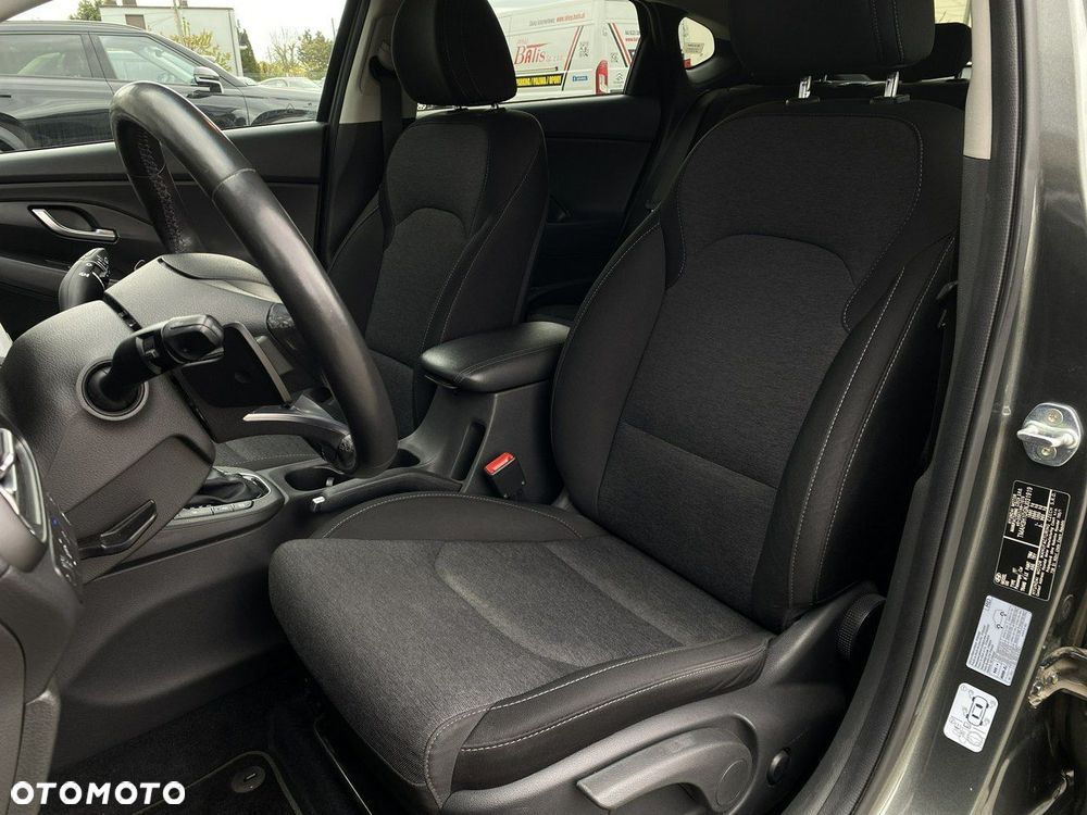 Hyundai i30 - 33