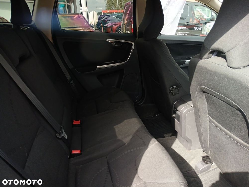 Volvo XC 60 D3 Kinetic - 10
