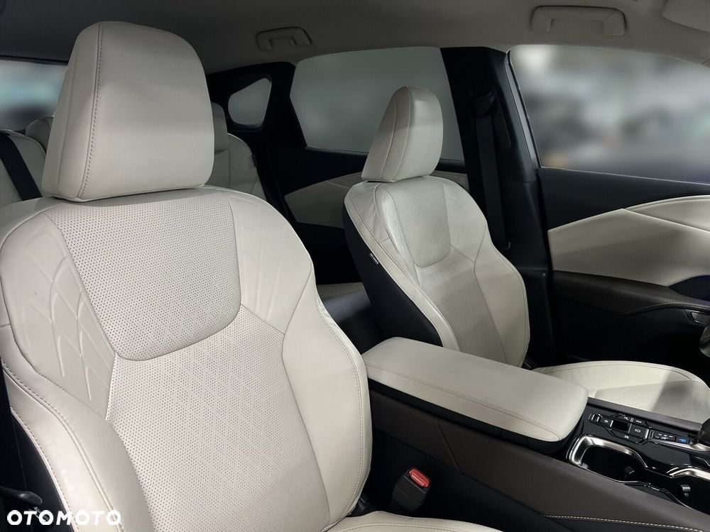 Lexus RX - 17