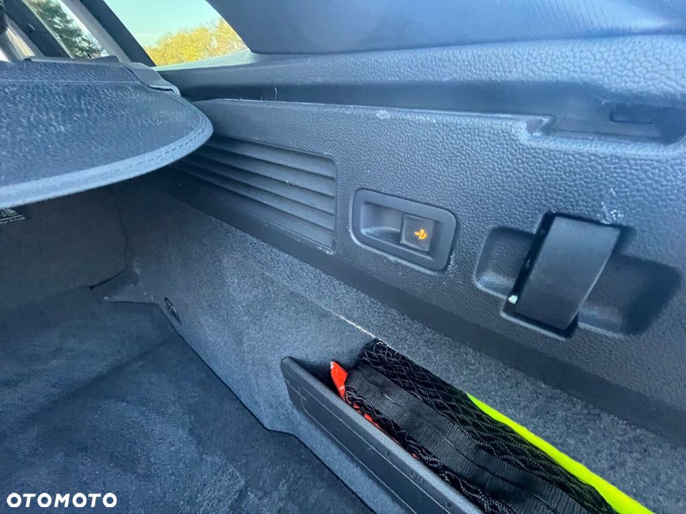 Volkswagen Arteon 2.0 TDI 4Motion R-Line DSG - 22