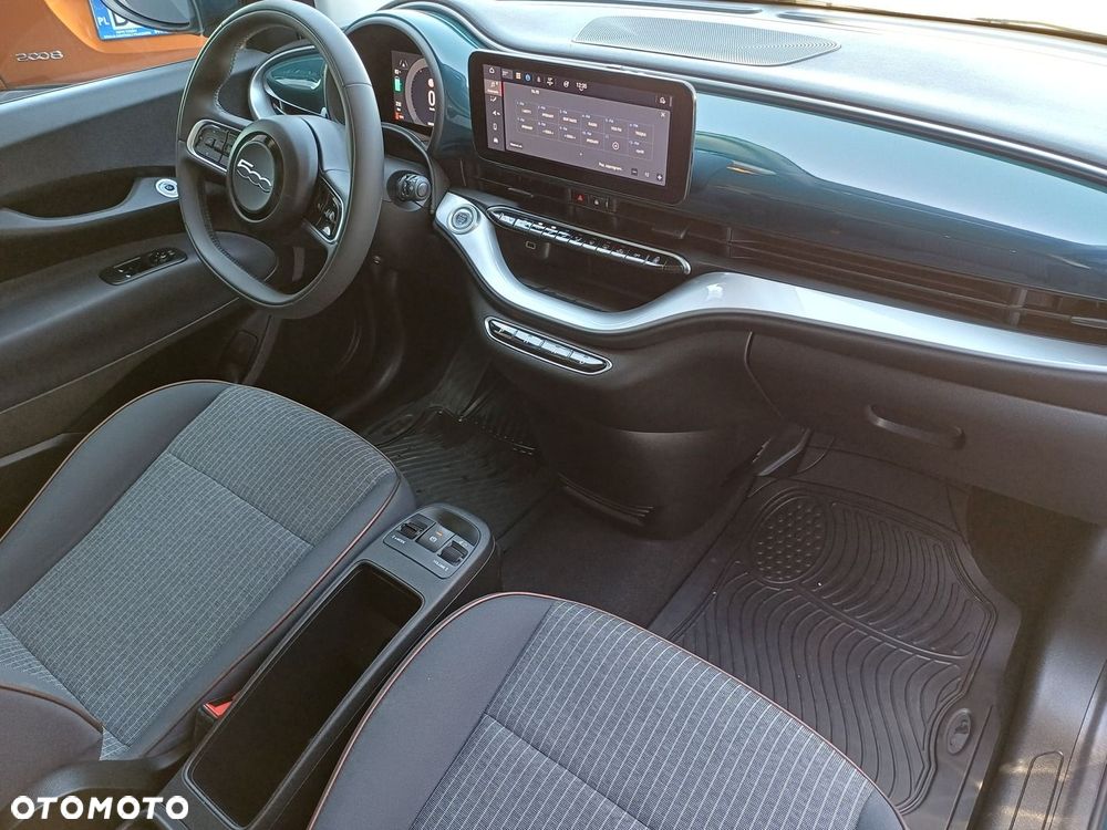 Fiat 500e - 17
