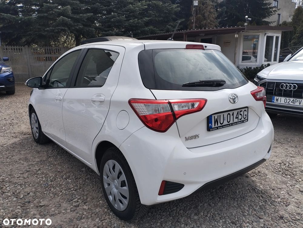 Toyota Yaris 1.0 Active EU6 - 4