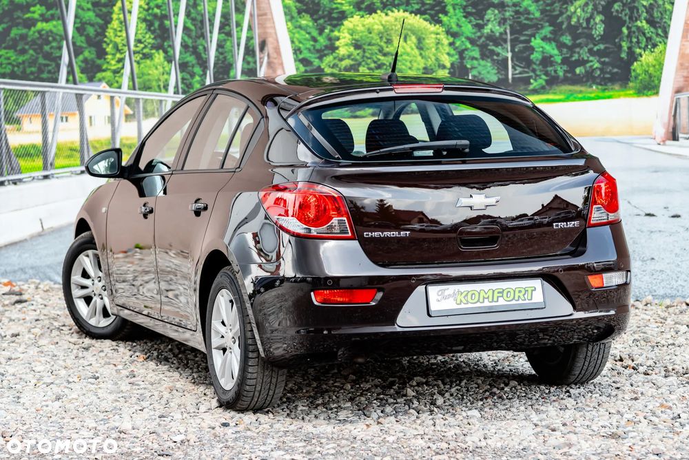Chevrolet Cruze - 4