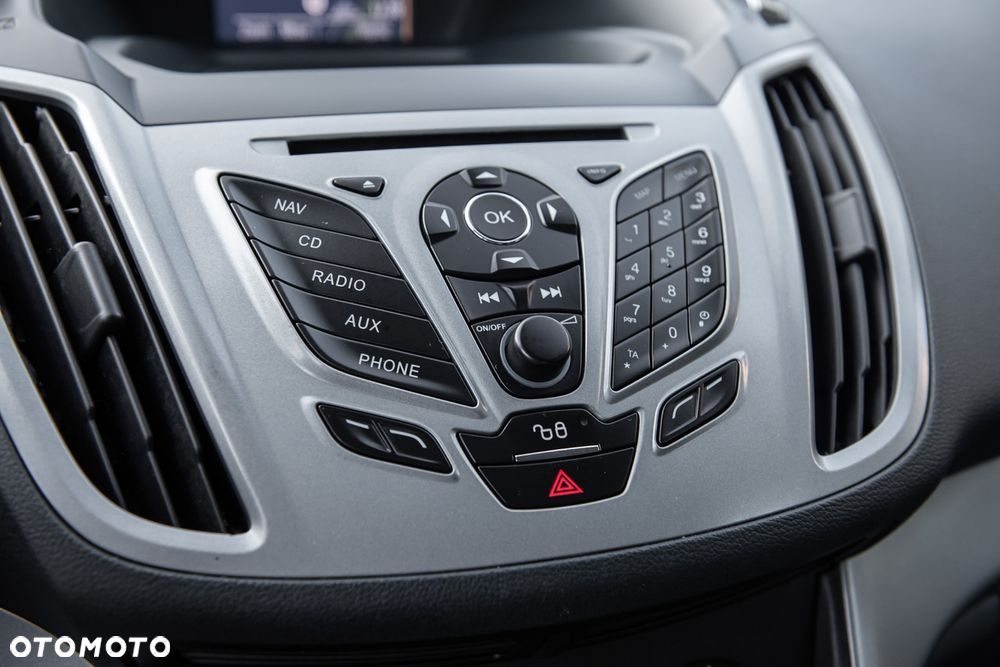 Ford Grand C-MAX - 25