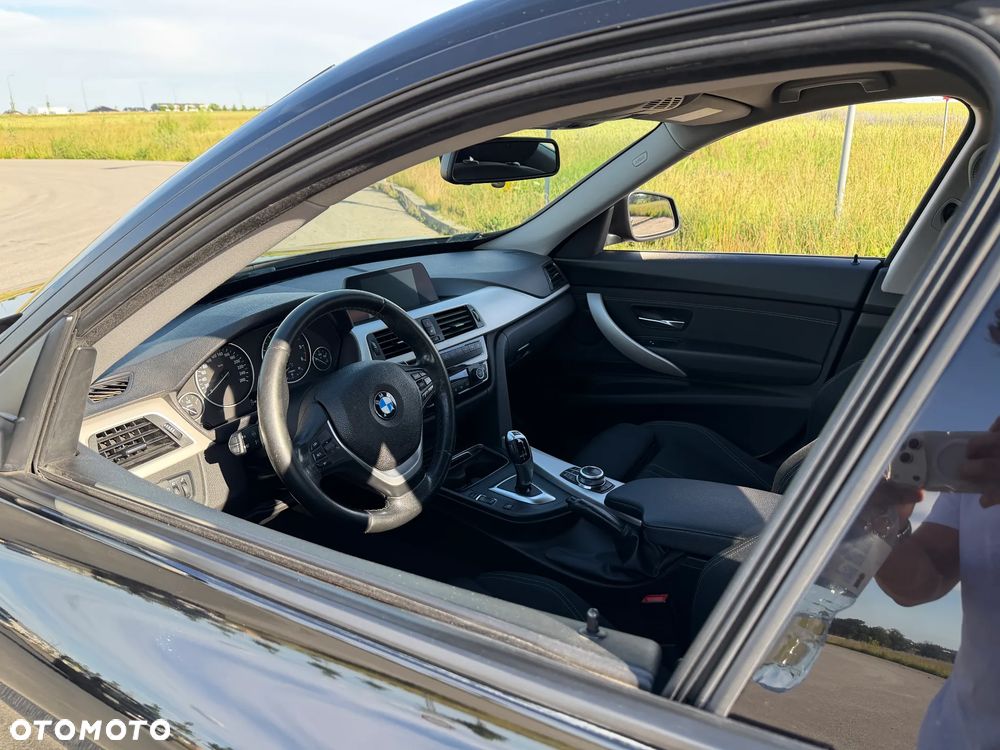 BMW 3GT 318d Advantage - 17