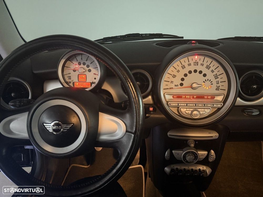 MINI 3 Portas One - 6